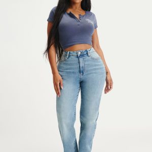 Curvy Stretch Straight Jean