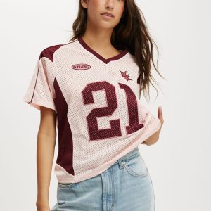 V Neck Regular Cropped Graphic Tee