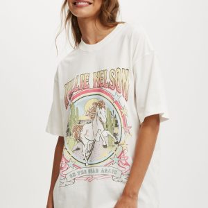 Willie Nelson Boxy Graphic Tee