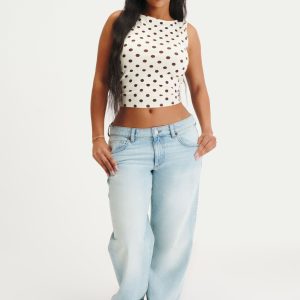 Curvy Low Rise Straight Jean