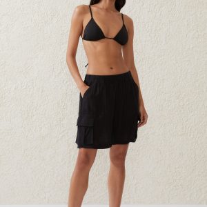 Utility Longline Beach Short