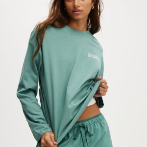 Long Sleeve Graphic Crew